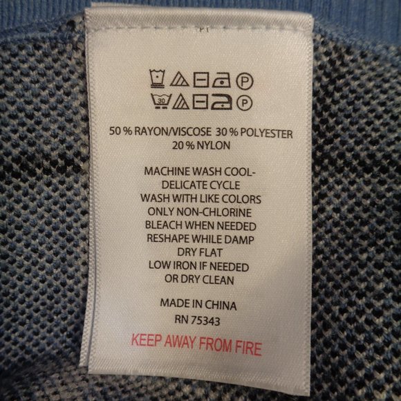 Tahari Poncho Blue Plaid Hooded NWT One Size - Picture 5 of 10